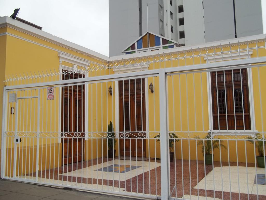 לימה Residencial Miraflores B&B מראה חיצוני תמונה